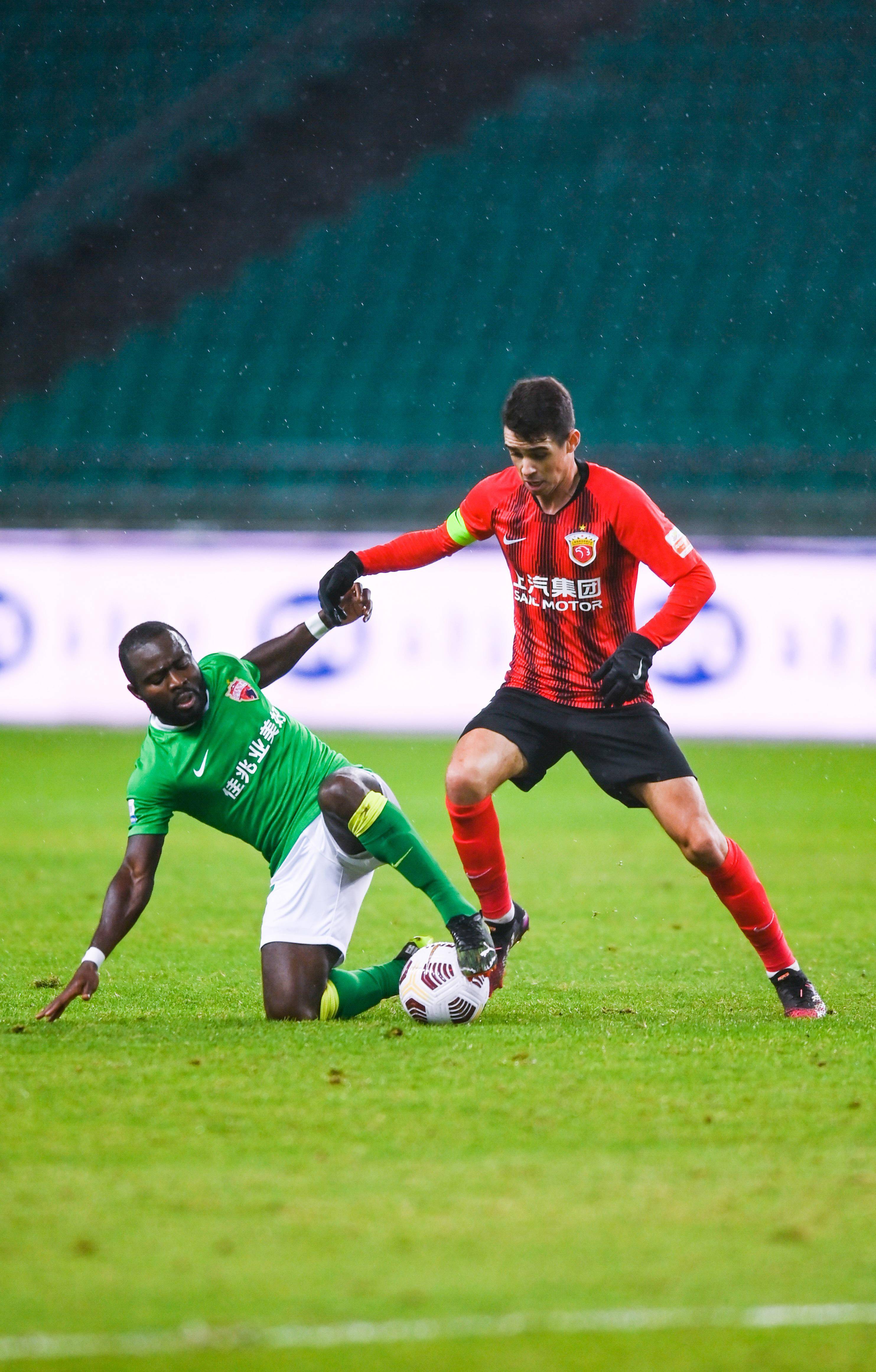 客场几乎座 客场几乎座