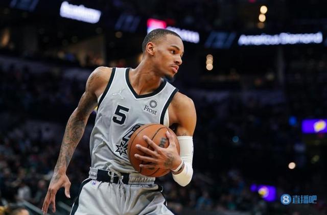 中得到了淋 中得到了淋