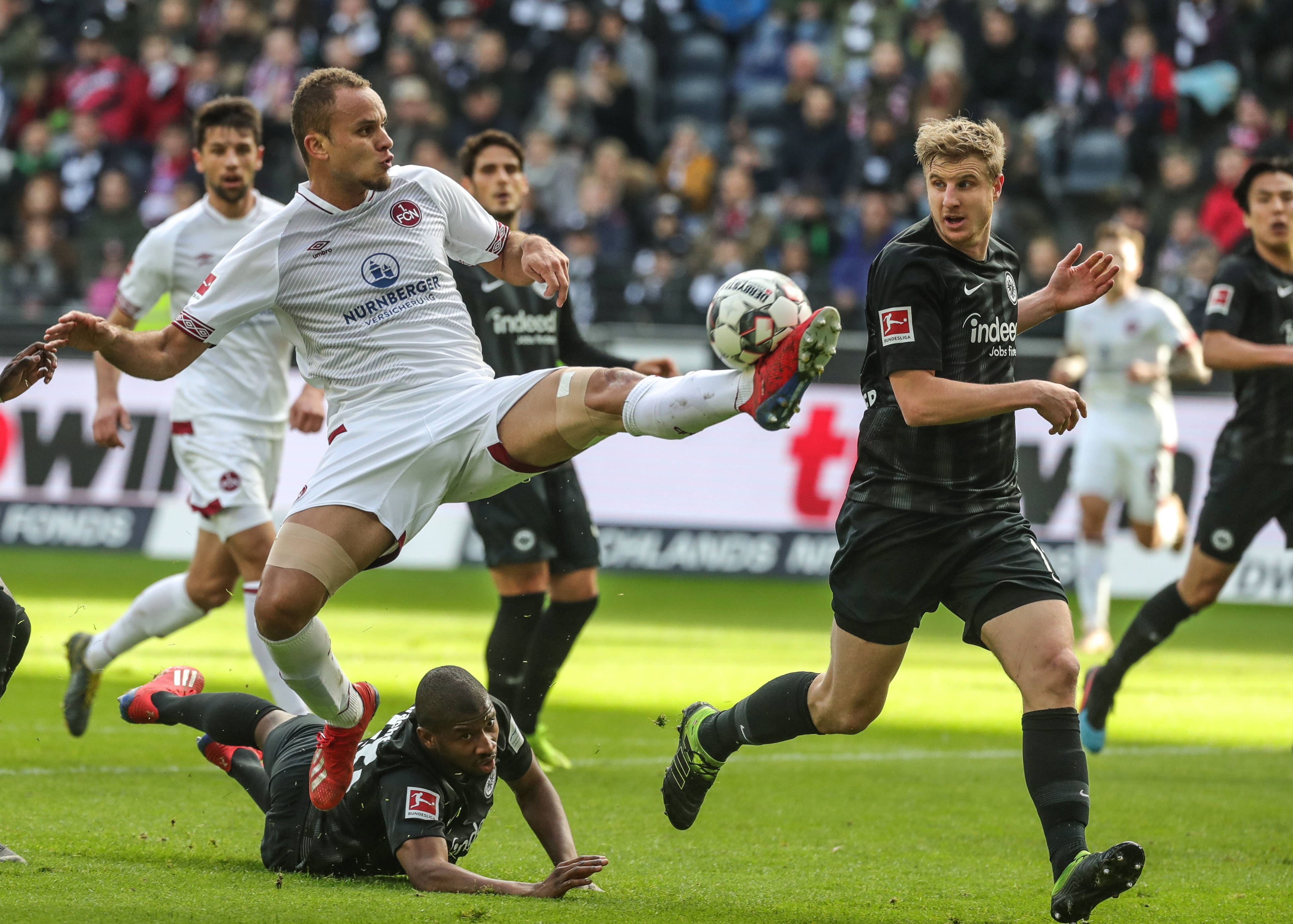 通过在多个 通过在多个