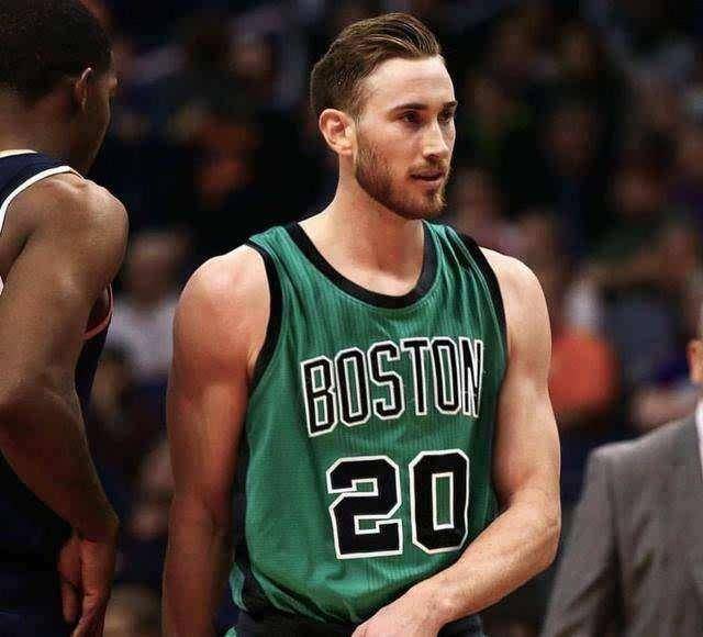 年长一倍 年长一倍